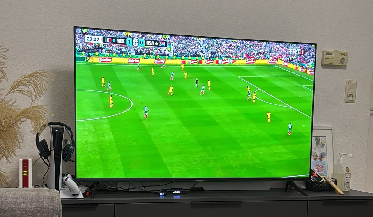 afcengiz's tweet photo. 2026 Dünya Kupası'nda ilk maç, ilk gol ve  ilk ara verildi.
A milli takımın ilk maçını iple çekiyorum. Türkiye’nin heyecanı başladı. @trt bu ses olayı hakkında bir açıklama yapsa sorun neyden kaynaklanıyor acaba 🤔 #worldcup #dünyakupası #WM2026 https://t.co/eurpubmHm9