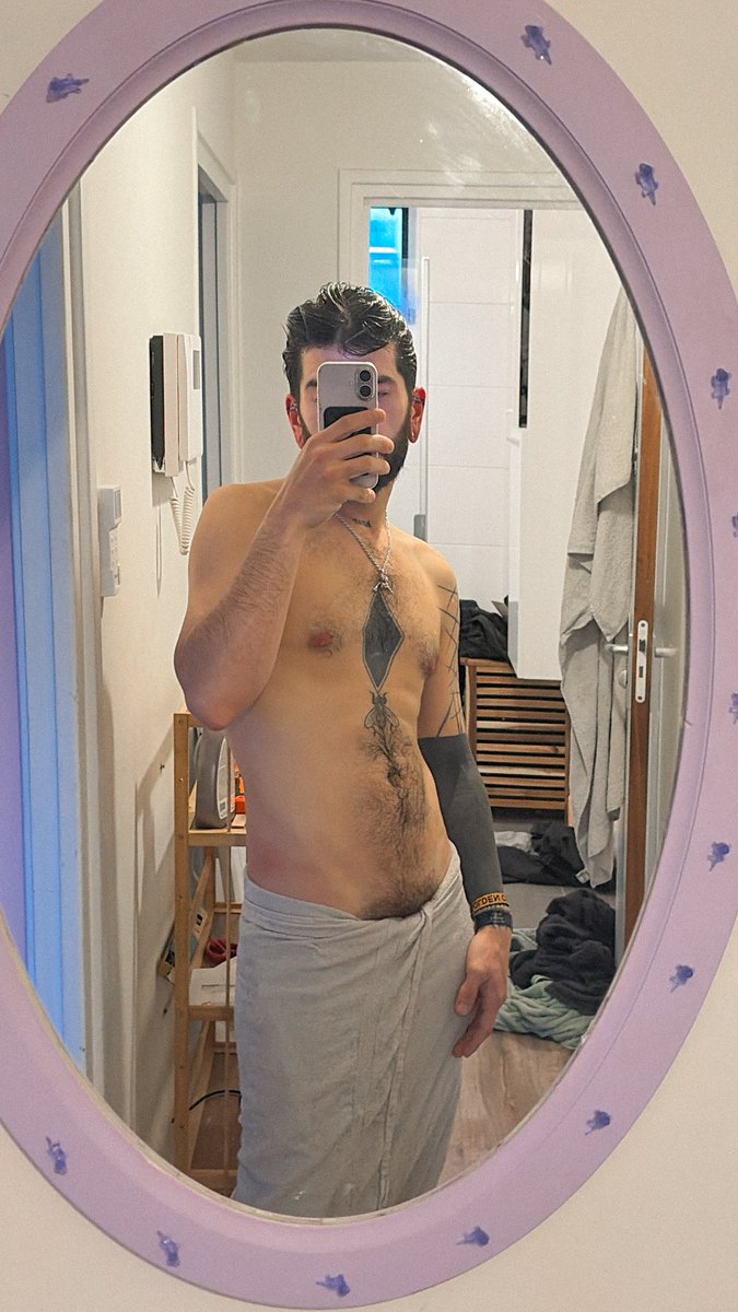 AmsterdamerSub's tweet photo. Where are my Amsterdamers? 
#gay #gayamsterdam #gaynl #gaynetherlands #hung #hairy #hairyjock #wet https://t.co/laNCKnpH1x