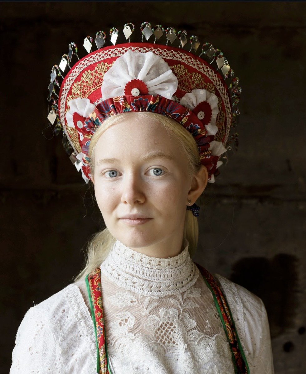 RootsReturn's tweet photo. Swedish woman. https://t.co/Le58KYsJyn