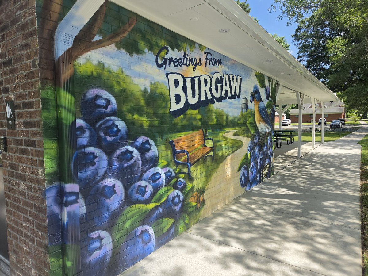 mayorodawson's tweet photo. We are gearing up for the 2026 North Carolina Blueberry Festival, and we can't wait to welcome everyone to Burgaw next week! https://t.co/y9ELdXZK5Z