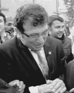 neu19291's tweet photo. Yüz yılın zübüğü CHP’yi bitiren adam 

#SizHepinizBizTürkiye 
#Dünya kupası başlıyor https://t.co/hvfu1QOI1E