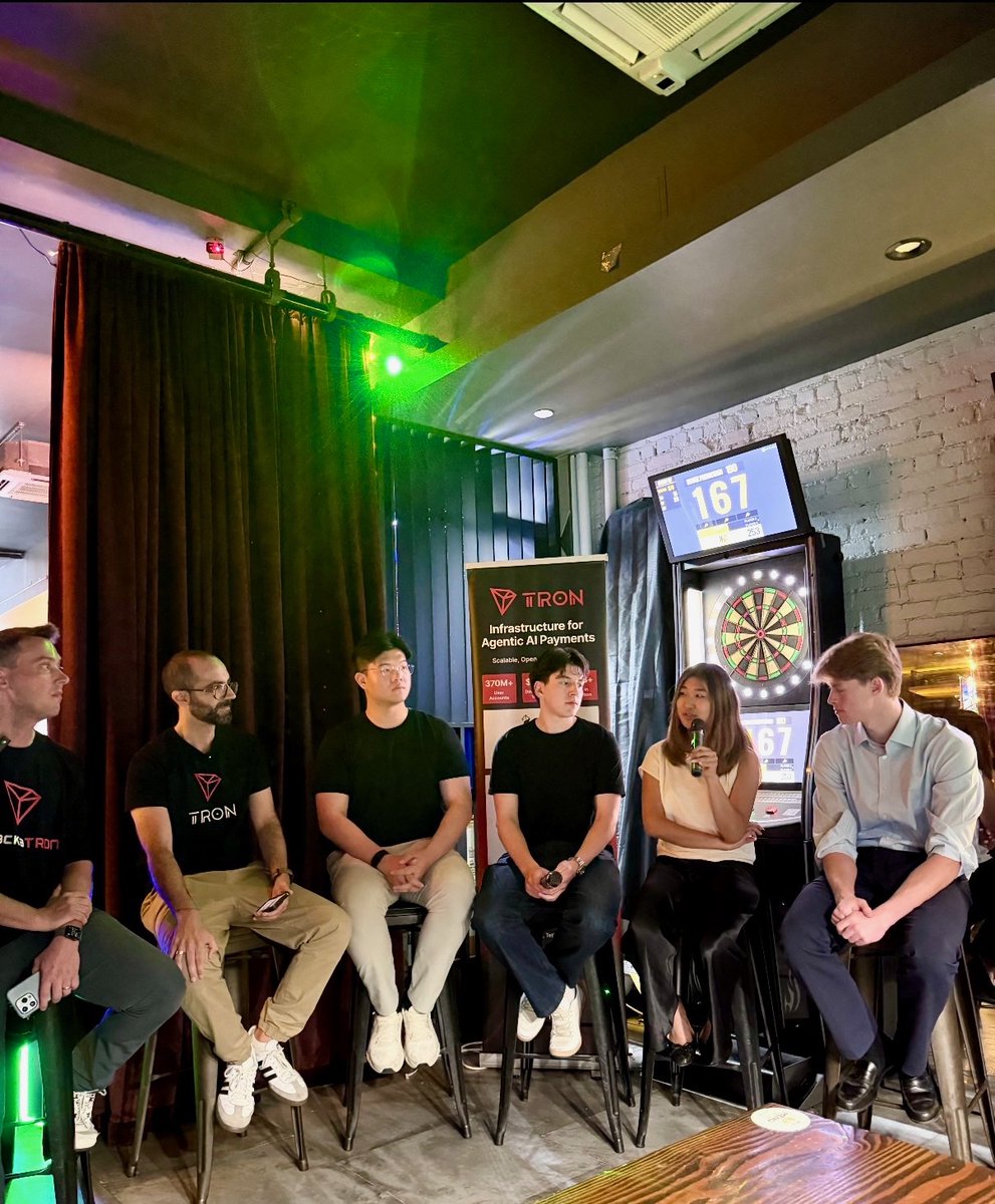 trondao's tweet photo. Had a great panel tonight in NYC.

Thank you to the student leaders who joined the discussion and shared their perspectives on the future of Web3. https://t.co/zFYdqWjqyT