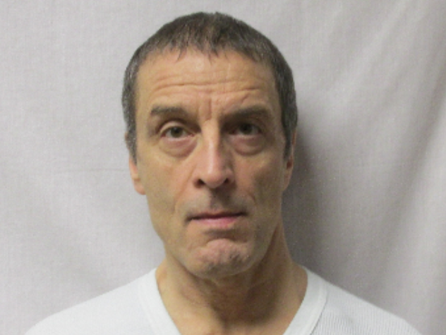 TheTorontoSun's tweet photo. High-risk sex offender arrested in Hamilton: drugs seized during Brock motel bust https://t.co/nlUiddtEgc https://t.co/q4lrSqoROl