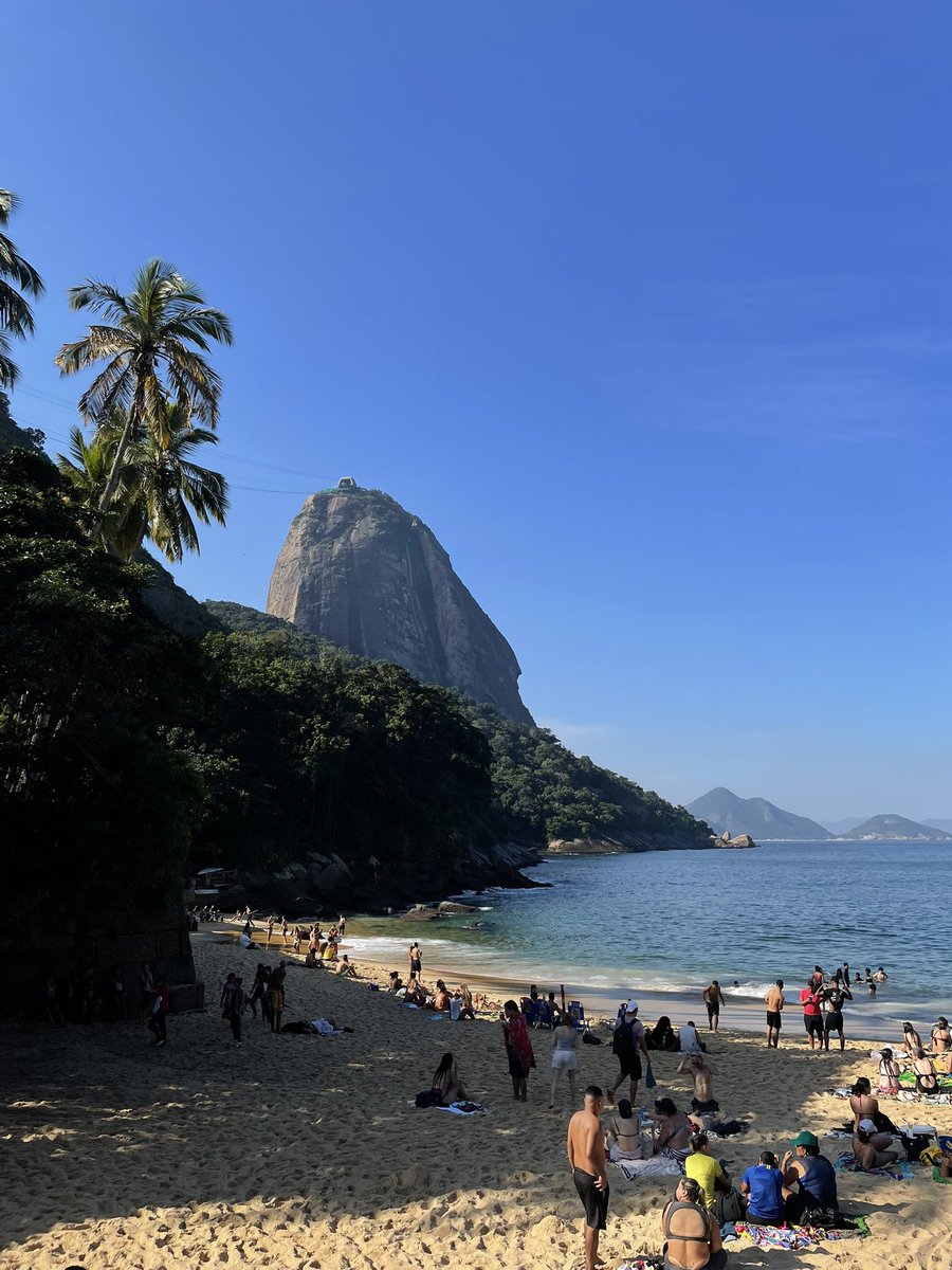 thwekd's tweet photo. rio de janeiro é insano
o lugar mais lindo do mundo! https://t.co/jF3UQa8xcR