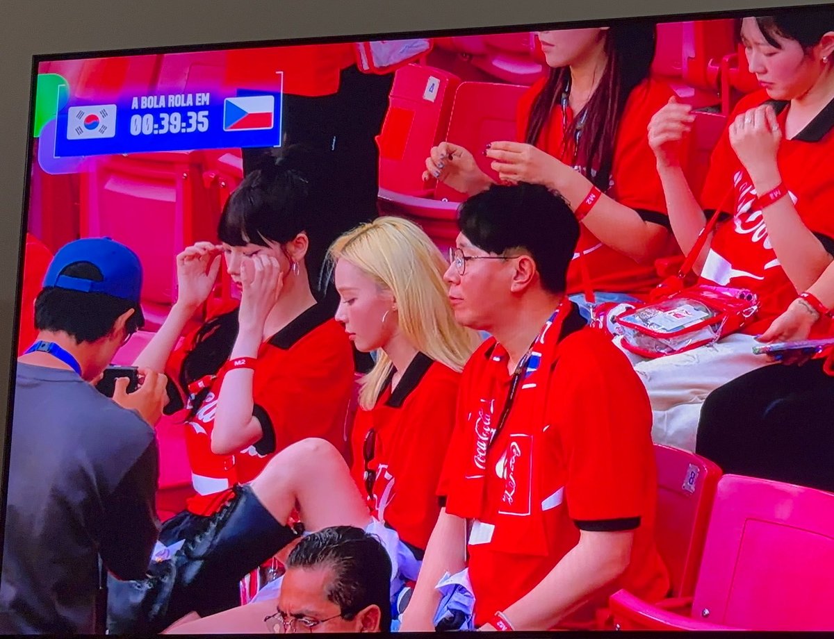 yjmskarina's tweet photo. AS JIMINJEONG NA MINHA TV https://t.co/8aczh70CNT
