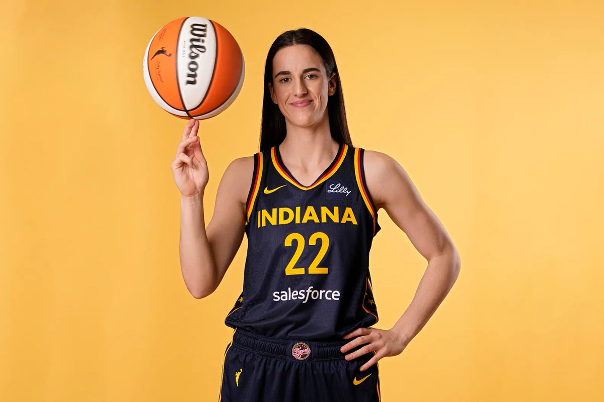 CClarkReport's tweet photo. Caitlin Clark vs the Sky:

32 points
10 assists
7 rebounds
+13

She records the 3rd 30 point 10 assist 5 rebound game in WNBA history https://t.co/KYf0HAdZKe