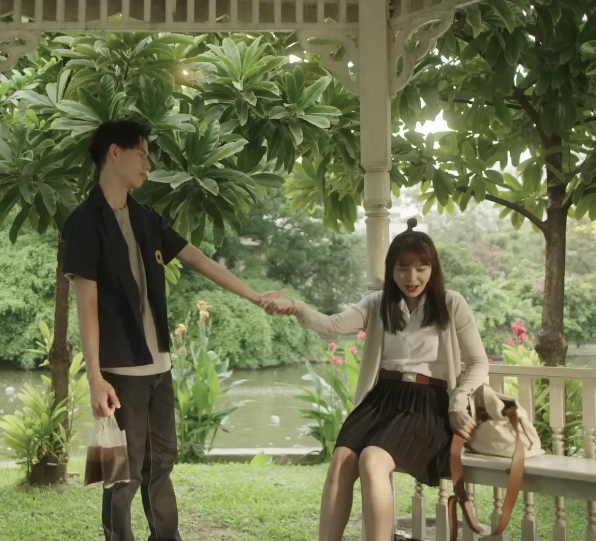 c33w_k's tweet photo. น้องรวย เจ๊แหวว https://t.co/6chrSTycgo