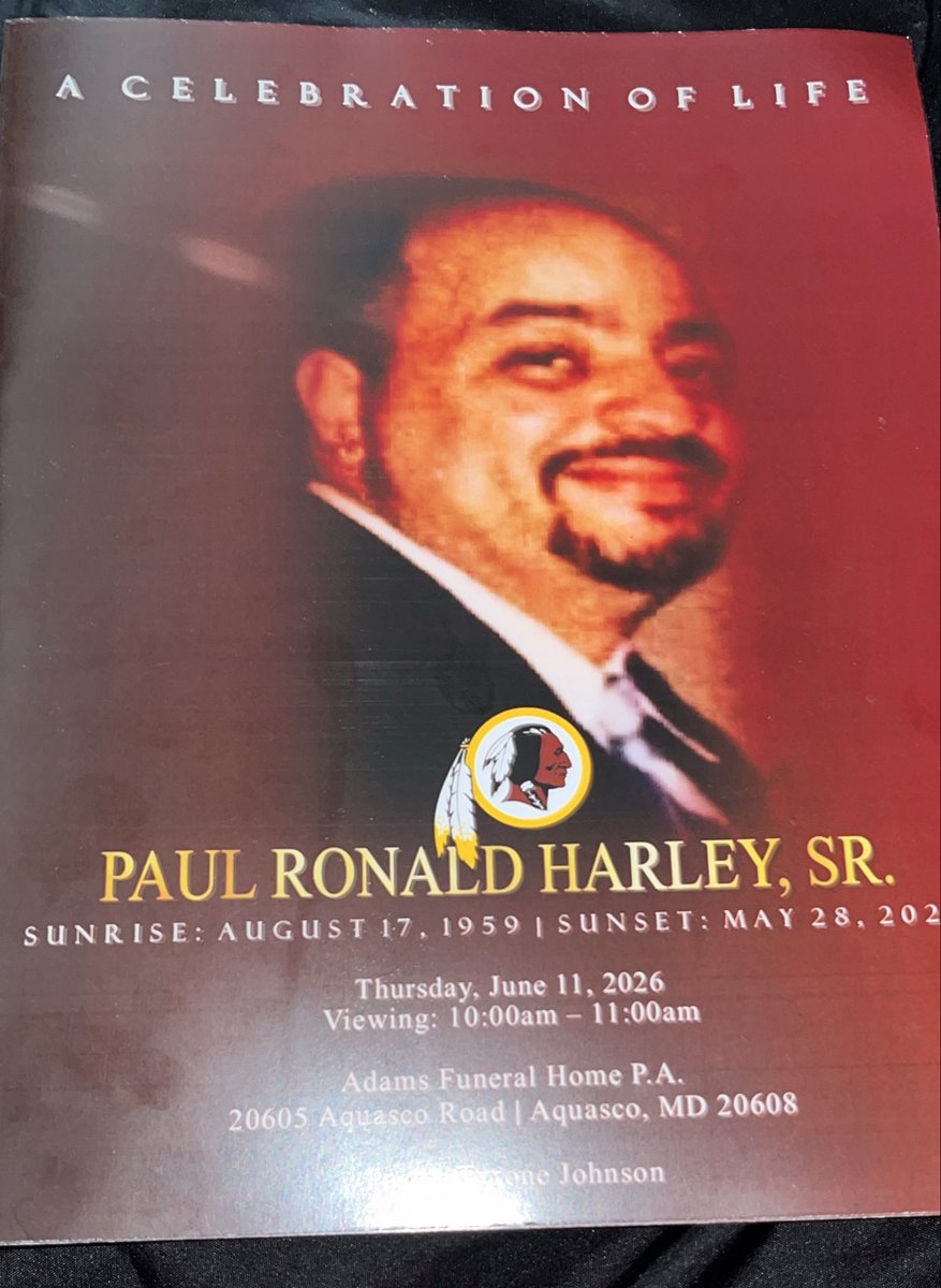 TheeTrillesttt's tweet photo. Closin that casket was the hardest thing i ever had to do ๐ข #LongLivePops โค๏ธโ๐ฉน๐๏ธ https://t.co/oaLbF17wm1