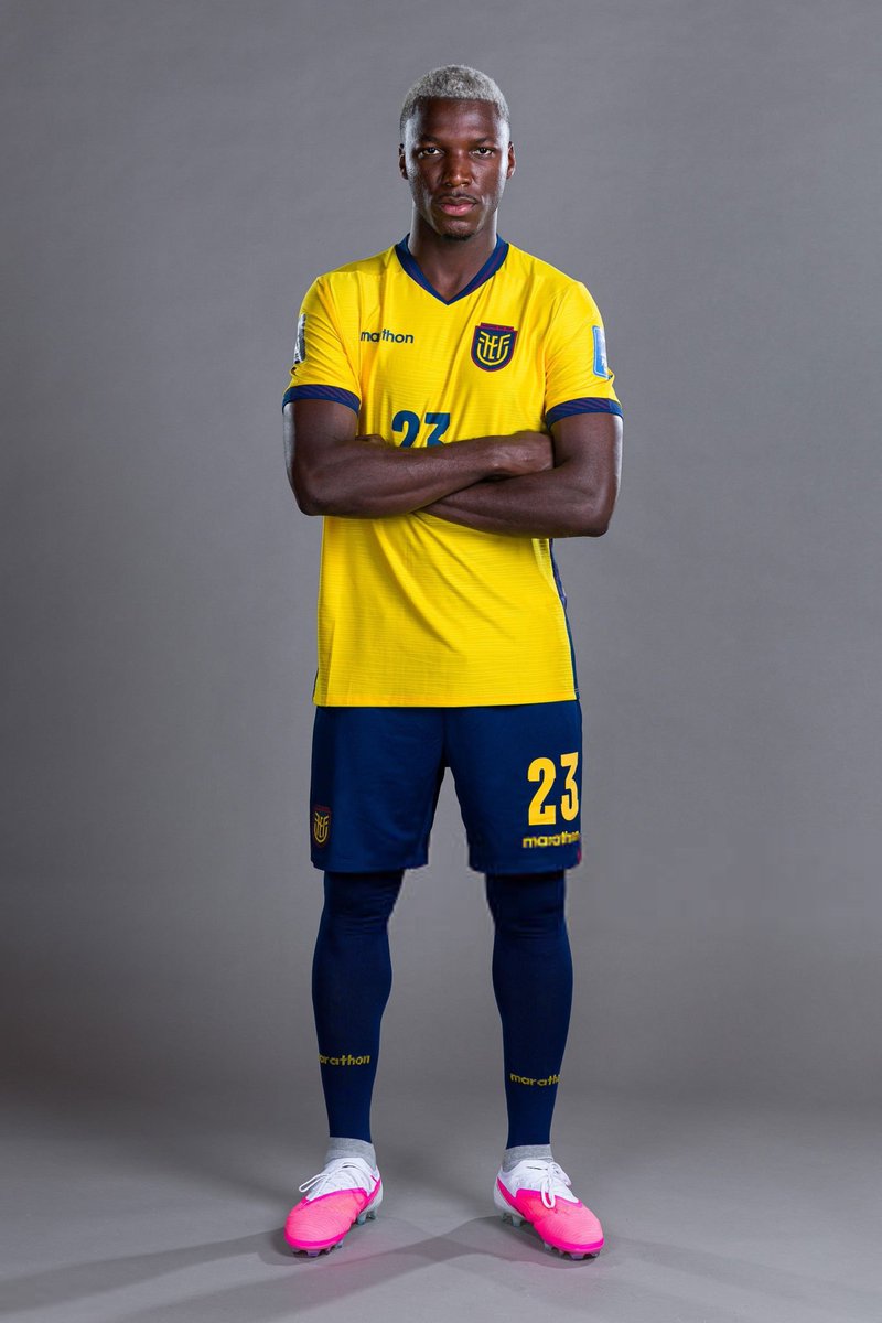ChelseaInPhotos's tweet photo. Moises Caicedo 🇪🇨 https://t.co/as847RtwTk