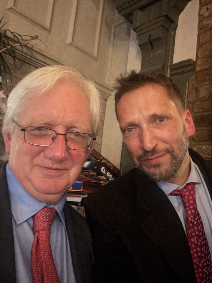 Rango1917's tweet photo. A real pleasure to meet Craig Murray @CraigMurrayOrg this evening, at the Russian Embassy. A genuinely interesting person and a true revolutionary at heart. https://t.co/Qapucg7EVp
