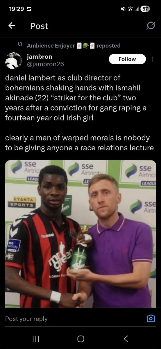 arthurGpatrick's tweet photo. @Nic21121970 The one with the Bohs jersey definately doesnt https://t.co/r7KqauxHqX