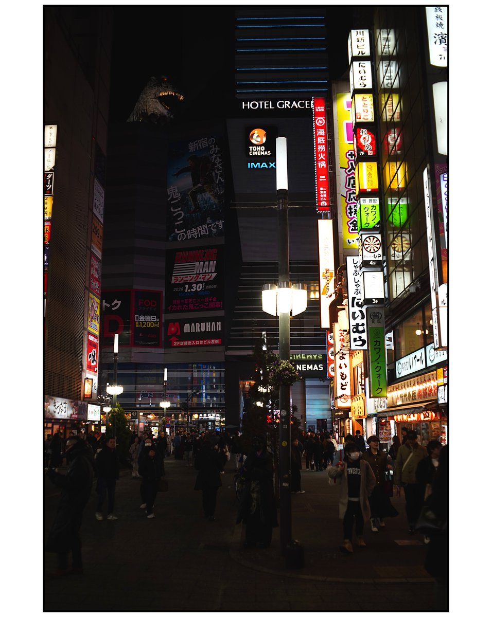 paco_mjp's tweet photo. 2026/02/06 新宿駅東口-歌舞伎町
sony a7c pentax auto-takumar 35mm f3.5
#nightphotography #streetsnap #roadside #新宿 #歌舞伎町 #大遊戯場歌舞伎町 #sony #sonyalpha #pentax #pentaxgram #street #streetphotography #road #roadsidephotography #night #nights #nightscape #nightview https://t.co/QlfFfLgmPo