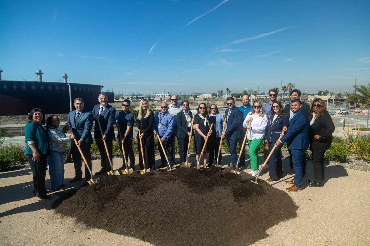 PortofLA's tweet photo. The Los Angeles Board of Harbor Commissioners has approved a $3.4 billion annual budget for Fiscal Year (FY) 2026/27 for the Port of Los Angeles. https://t.co/7ppsZQd6fx