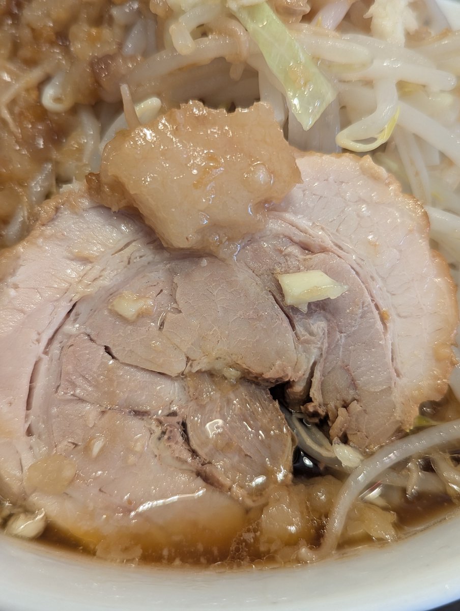 東京都北区 王子 六麓 豚らーめんさん （ろくろく 200g少なめ 全マシ