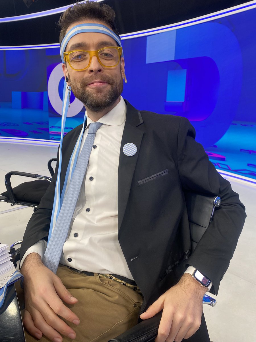eze222's tweet photo. Empezó el Mundial en El Diario @NachoRodriOk https://t.co/QCQBsc7yw1