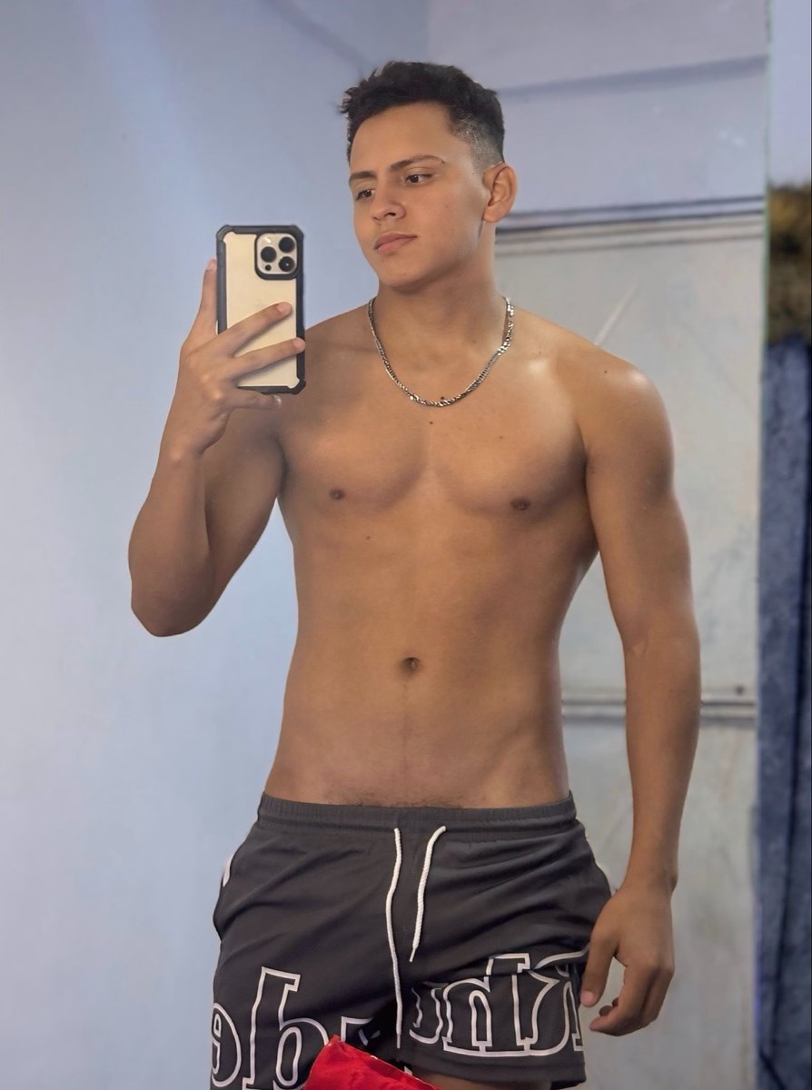 josssdavid12's tweet photo. Alguien de Caracas? 😈😏 https://t.co/nHAoFi3e6b