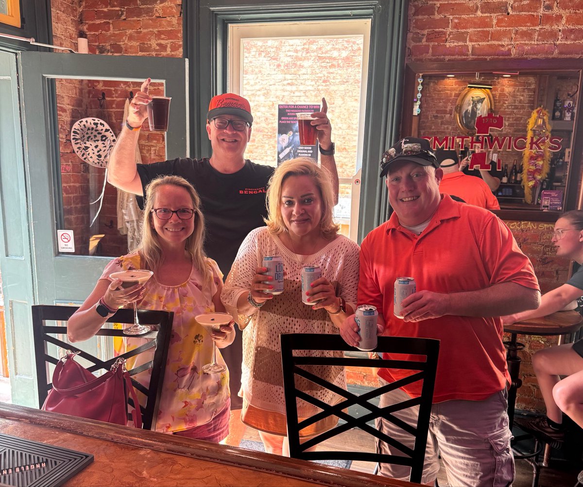 bengaljims_BTR's tweet photo. ๐ป BOGO ALERT!
Looking for a reason to get out tonight?
Buy one, get one at Paddyโs on Main in MainStrasse! Grab a friend, enjoy a cold one, and support a great local spot in the heart of Covington. ๐บ
#CovingtonKY #MainStrasse #BOGO #DrinkLocal #CincinnatiEats https://t.co/XDHlscvNJR