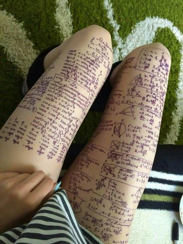 ViralScroll's tweet photo. When your exam is tomorrow but you haven't started studying yet https://t.co/E1DfGnhs5b