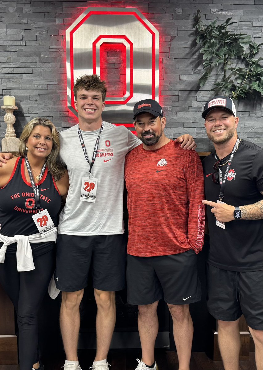ParkinsonIV's tweet photo. Had a great time competing again at the OSU camp and winning my second Defensive Line MVP! It was great to be coached up by the very best @R2X_Rushmen1 and @CoachM_Patrick thank you both for everything, I’ll see you soon💪 It was great to meet with @ryandaytime, Coach Patricia @markpantoni again and continuing to build the relationship,thank you. #GoBucks @OhioStateFB @Birm @mickdwalker @ChadSimmons_ @SWiltfong_ @TomLoy247 @BrianDohn247 @adamgorney @EdOBrienCFB @TheUCReport @MalvernPrepFB @CoachGueriera @CoachGeorgeIII