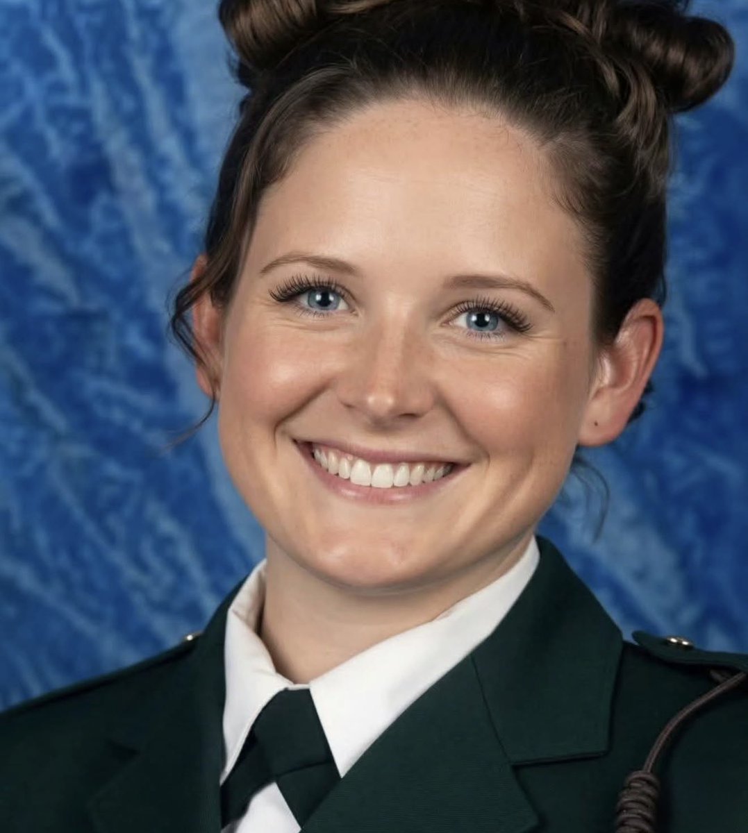 MilitaryCooI's tweet photo. We're remembering Staff Sgt. Amy C. Tirador, today, a brave soldier from Albany, NY, who made the ultimate sacrifice while serving in Operation Iraqi Freedom.

On November 4, 2009, she was killed in action in Iraq at just 29 years old. Amy was a dedicated member of the 209th Military Intelligence Company, earning a Bronze Star for her service.

Gone but never forgotten-heroes like Amy remind us of the true cost of freedom.