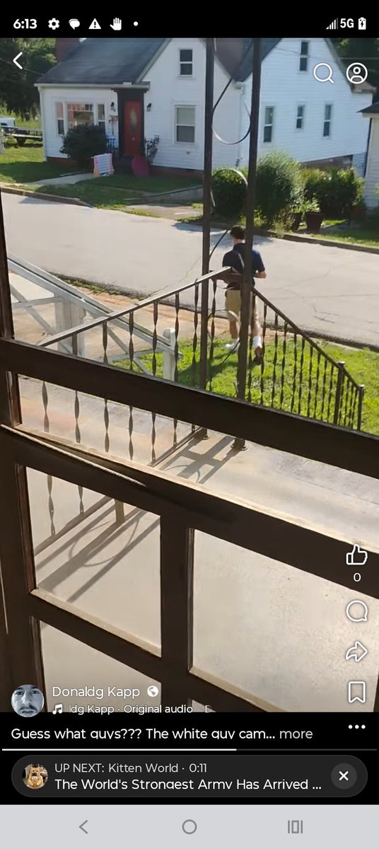 donaldgrantkapp's tweet photo. The white guy came back the next day and started saying "Hello" "Ok" "What's up" for 30 seconds straight no knock. He was on the abandoned side just like yesterday when they stood for over 2 minutes yelling "What are you doing in there"
#sketchysales #bademployees #atat #sales https://t.co/UiZUg03Di1