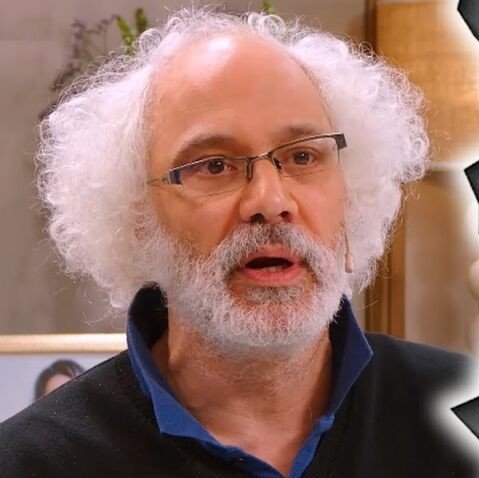 duroms's tweet photo. Diego Recalde cuando se enteró que andan revisando pendrives https://t.co/nMaoAIgUH9