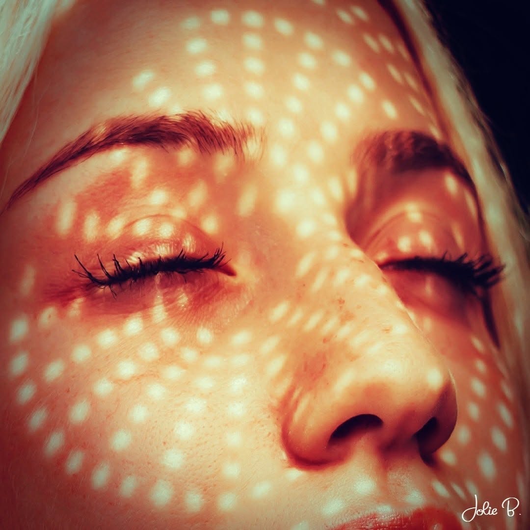 JolieBStudios's tweet photo. #Creative #Photography day! ... you can't use Ai but all other creative techniques and tools are good - #MultipleExposure, #LongExposure #Composites #Manipulations #Lighting etc. 📸 https://t.co/lSSCf0sb4P