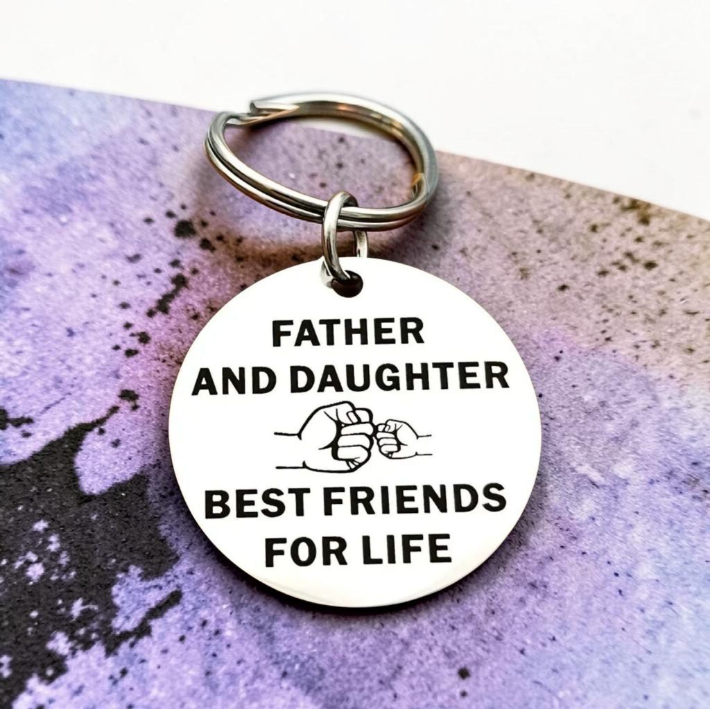 CM_Hearts's tweet photo. This silver keyring is the perfect gift for any father and daughter duo. https://t.co/5MSkjlZCL5 #UKGiftHour #ATSocialMedia #giftideas #tweetuk #spdc #smm #Tweetuk #SocialLondon #bizhour #SmallBusiness #ebay #Summer #firsttmaster #FathersDay #bizhour #Uk #fatherdaughter https://t.co/lHUqjclCZ5