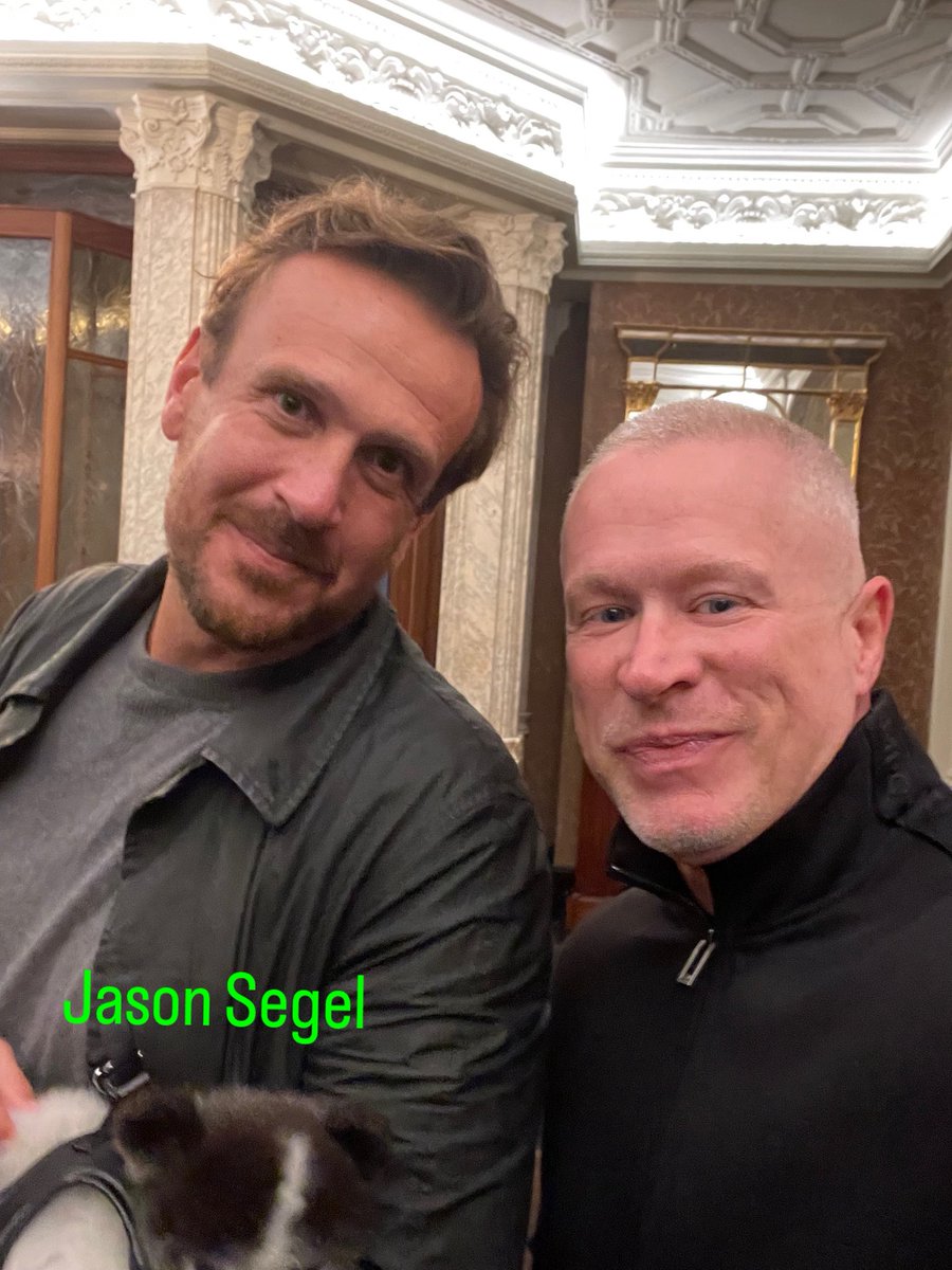 richworldorder's tweet photo. Actor, screenwriter, producer, Emmy &amp; Golden Globe nominee Jason Segel https://t.co/BWzdRrRXty