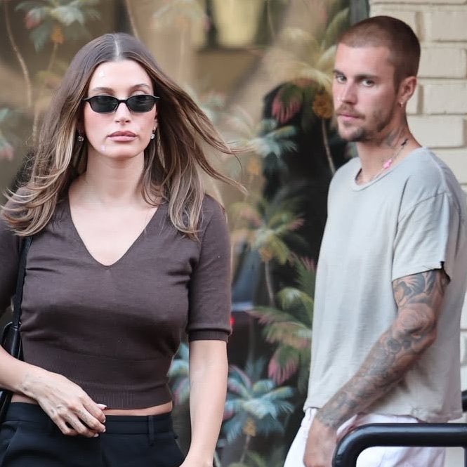 ThePopDolls's tweet photo. New candids of Hailey and Justin Bieber are sparking concern among fans over their seemingly tense expressions. https://t.co/F19bbYGrYH