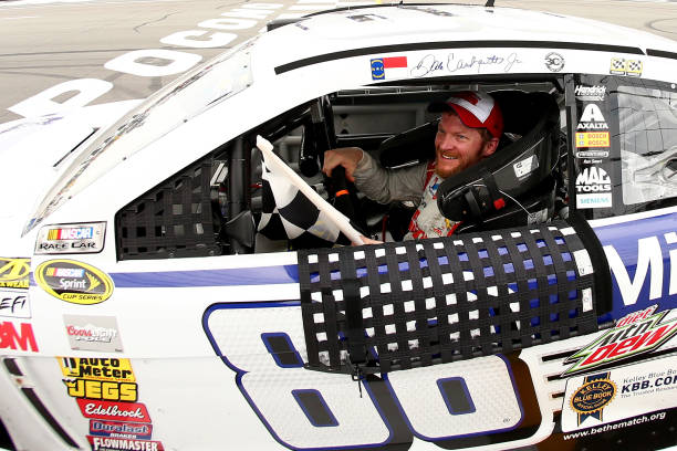 HardNASCARPics's tweet photo. https://t.co/gzMeUCnYNm