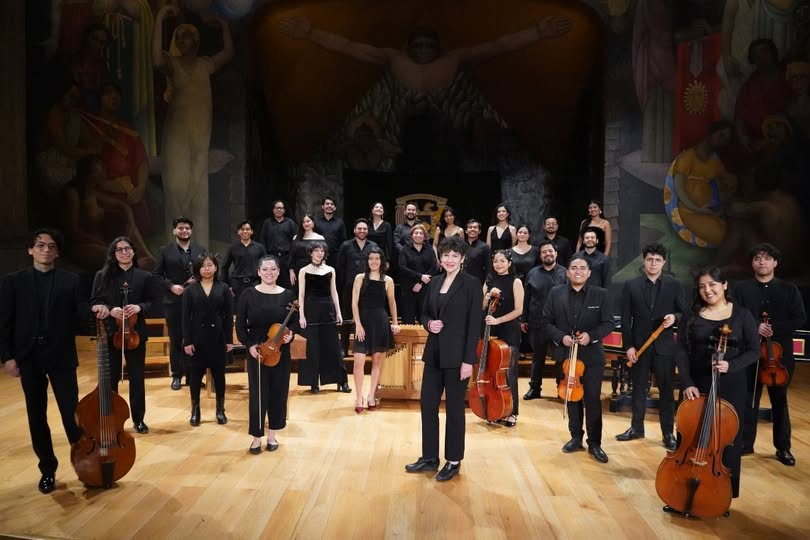 CulturaUNAM's tweet photo. ¿Cómo eran las crisis existenciales en el siglo XV? 🤔

🎭Podemos darnos una idea por escenificaciones como "Rappresentatione di Anima et di Corpo", de Emilio de Cavalieri, una obra pionera situada entre la ópera y el oratorio, en los albores del Barroco.
¡No te puedes perder esta pieza en la que Cuerpo y Alma dialogan mientras el Tiempo, la Prudencia y el Ángel de la Guarda intervienen en sus decisiones entre los placeres del mundo y la búsqueda de la salvación!

🎵Con la Academia de Música Antigua de la @UNAM_MX y la bailarina Ale Monterde, bajo la dirección de Josep Cabré y dirección de escena de Daniela Parra.

📍 Pabellón Escénico del Jardín Escénico- Centro Cultural del Bosque
📅 12 de junio | 7 pm
🎟️ Entrada libre

📍 Anfiteatro Simón Bolívar, @SanIldefonso
📅 13 de junio | 12 pm
🔗 https://t.co/FeNIO9kogk

@musicaunam 
@MusicaINBAL