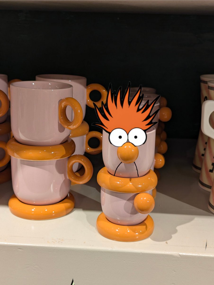 BlueLycanroc745's tweet photo. Are y'all seeing what I'm seeing 
#muppets https://t.co/pRhRSDmniC