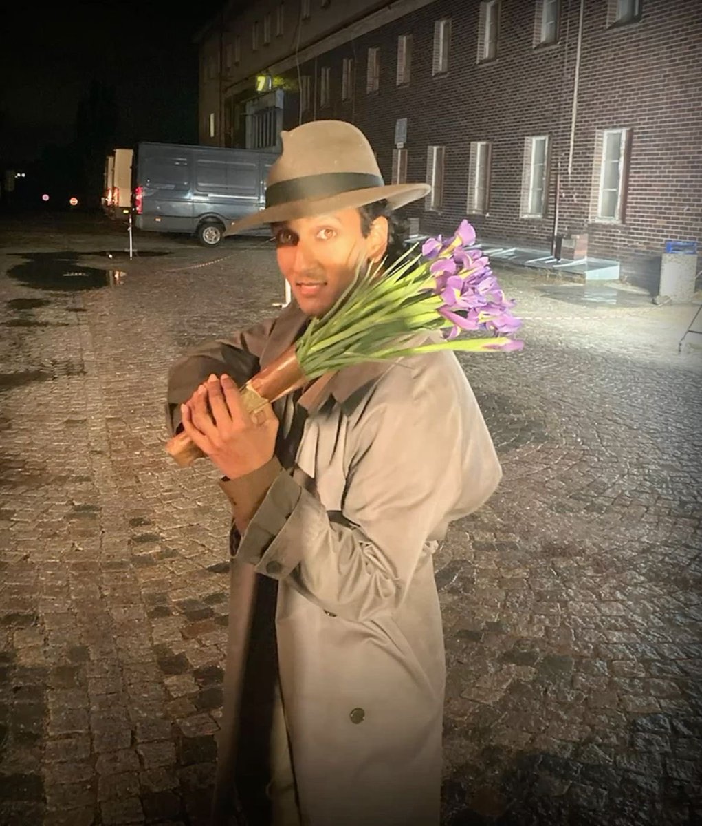 deadtonez_'s tweet photo. armand the gentle https://t.co/zqorsCe9Be