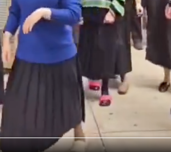 OrwellRollsOver's tweet photo. @ShadowofEzra The report said they "explored for half a mile" in pitch black, so how could they see? It also had water in it. The girls were well-dressed, and their shoes/clothes weren't wet/dirty in the scary, smelly darkness? This is the entrance (and see clean feet) https://t.co/HAQjLjnRO6