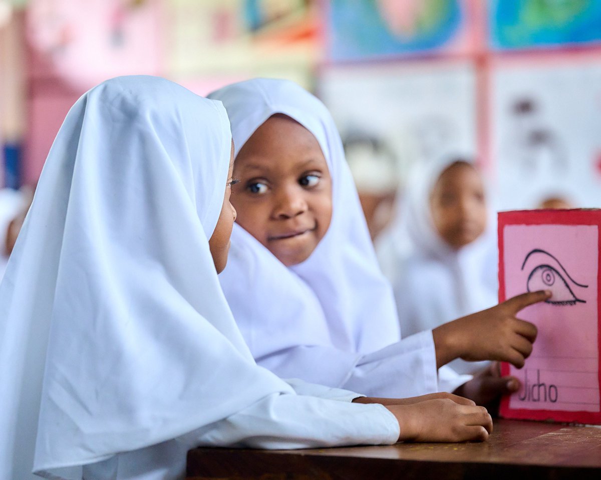 GPforEducation's tweet photo. For Faizat in Zanzibar, pre-school means one thing: fun!

At TuTu centers, children learn through play — building language, math and socio-emotional skills.

With GPE funding, 120 new centers welcome nearly 16,000 young learners.

#FundEducation #MultiplyPossibility https://t.co/UfB53Hcvio