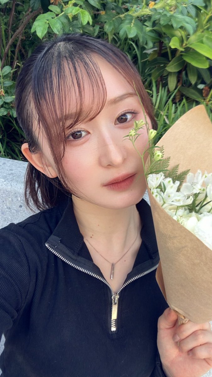 nanami__511's tweet photo. おーーはよっ

1日だけ野菜になるとしたら、なんの野菜がいい？👀🥬
⬆️最近のﾏｲﾌﾞｰﾑ🥳

金曜日！！
頑張り過ぎずでがんばろね
笑顔で過ごせる1日になりますよーーに🫶🏻

 #4枚ﾃﾞﾃﾞｰﾝ https://t.co/B3XFzM3x53