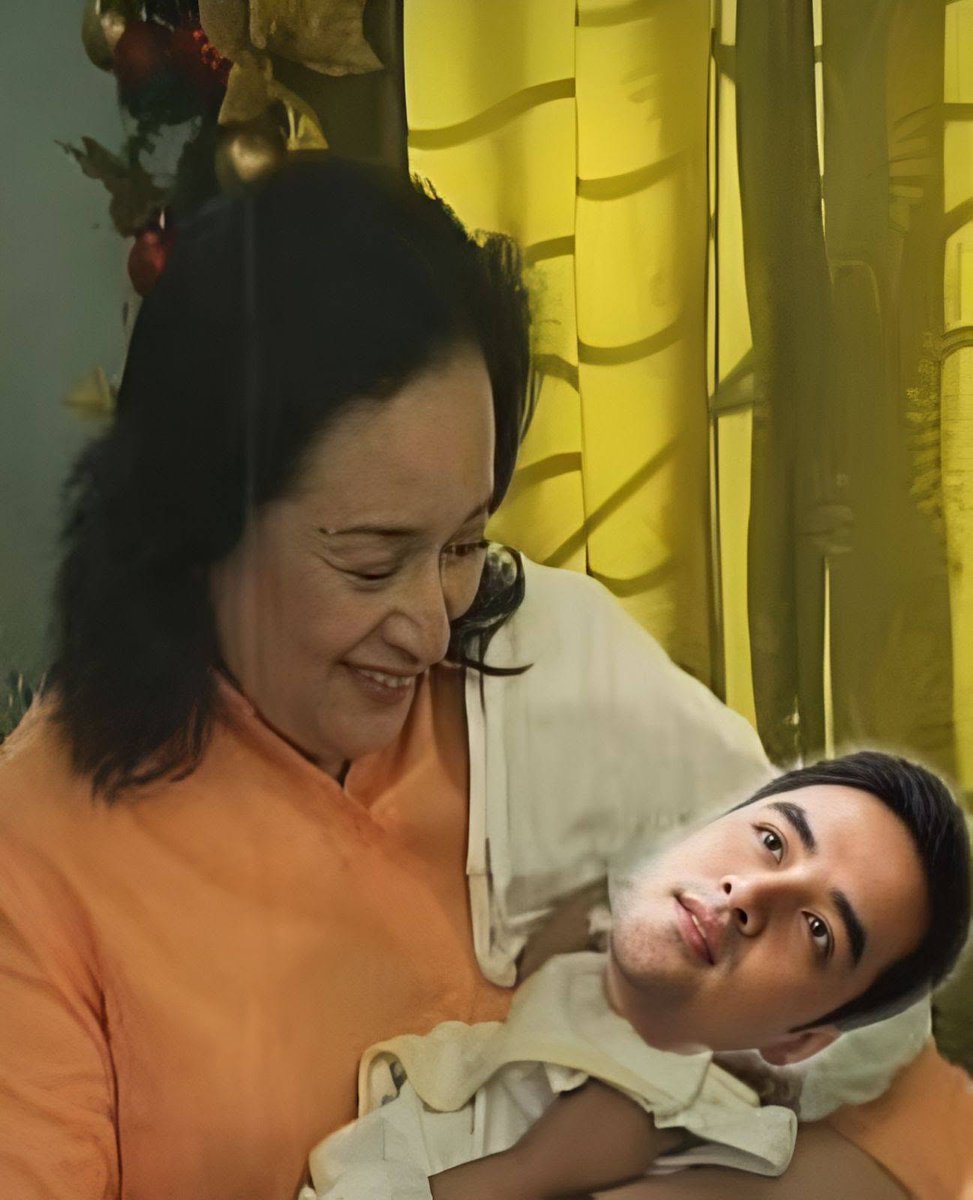 Teddy14369's tweet photo. colorized photo of teodora alonso right after giving birth to pepe

#rp612fic https://t.co/yP4Zr9A7FN
