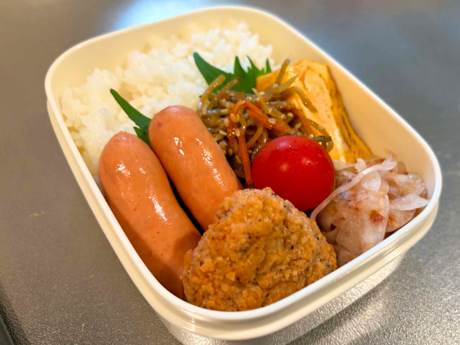 schauessen_nh's tweet photo. シャウエッセンって運動会のお弁当に入っててほしいランキング何位ですか？ https://t.co/RT0di0C067