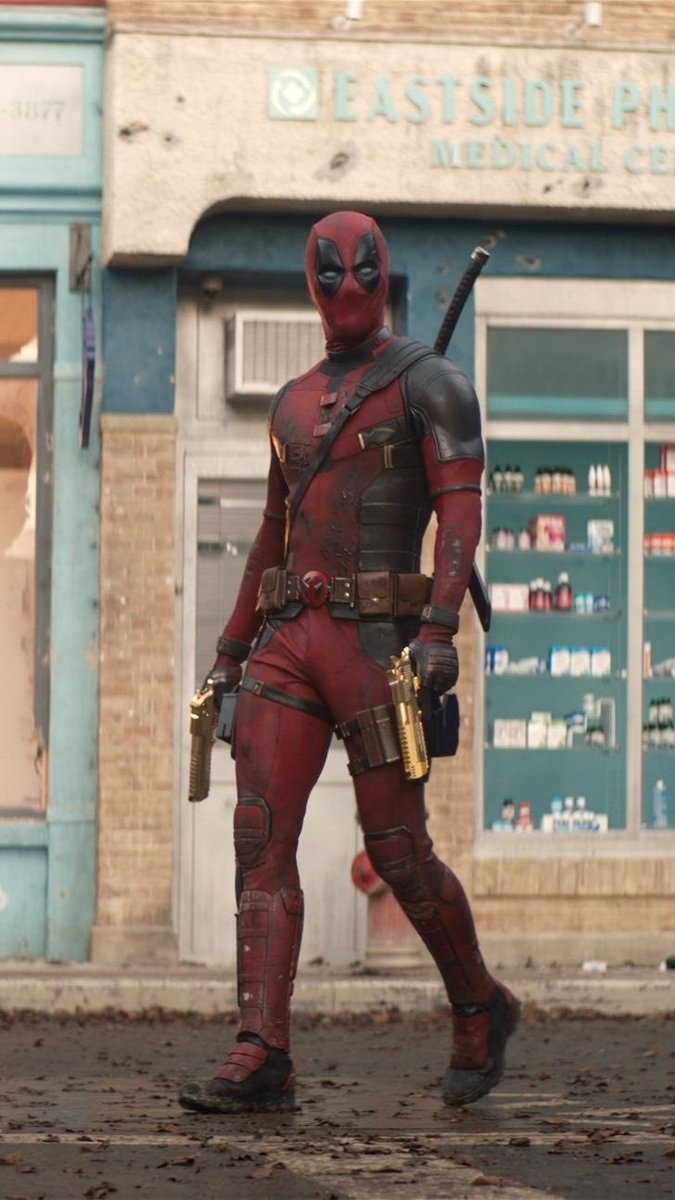 ramenwtrr's tweet photo. deadpool is feeling sorta unappreciated rn imo because that king skin was kinda a “here nigga damn” he has way funnier / cooler skins 😔
(ESPECIALLY THE MCU ONE GODDAMNIT) ex: https://t.co/B63hdLmUzx