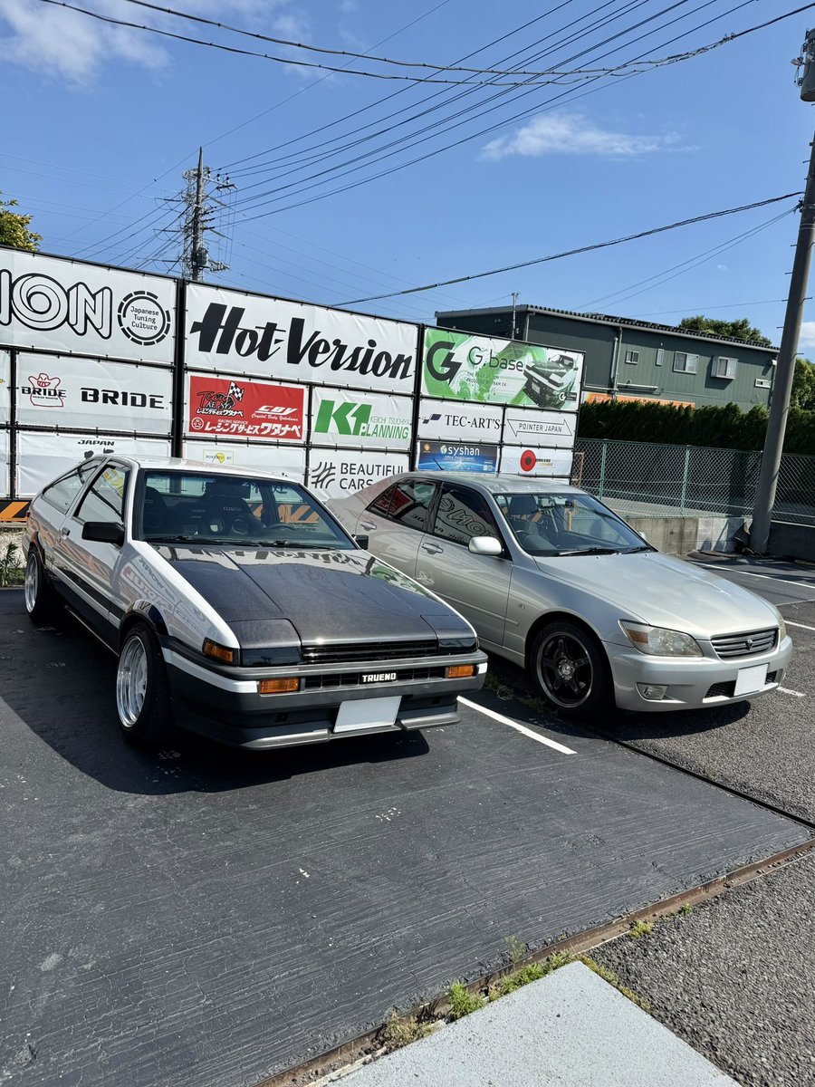 adacchi_ae86's tweet photo. テックアート号を眺めながらのコーヒーが最高でした😃☕️
USハチロクともご一緒に📸
#gbase #テックアート https://t.co/qWZsJMdAno