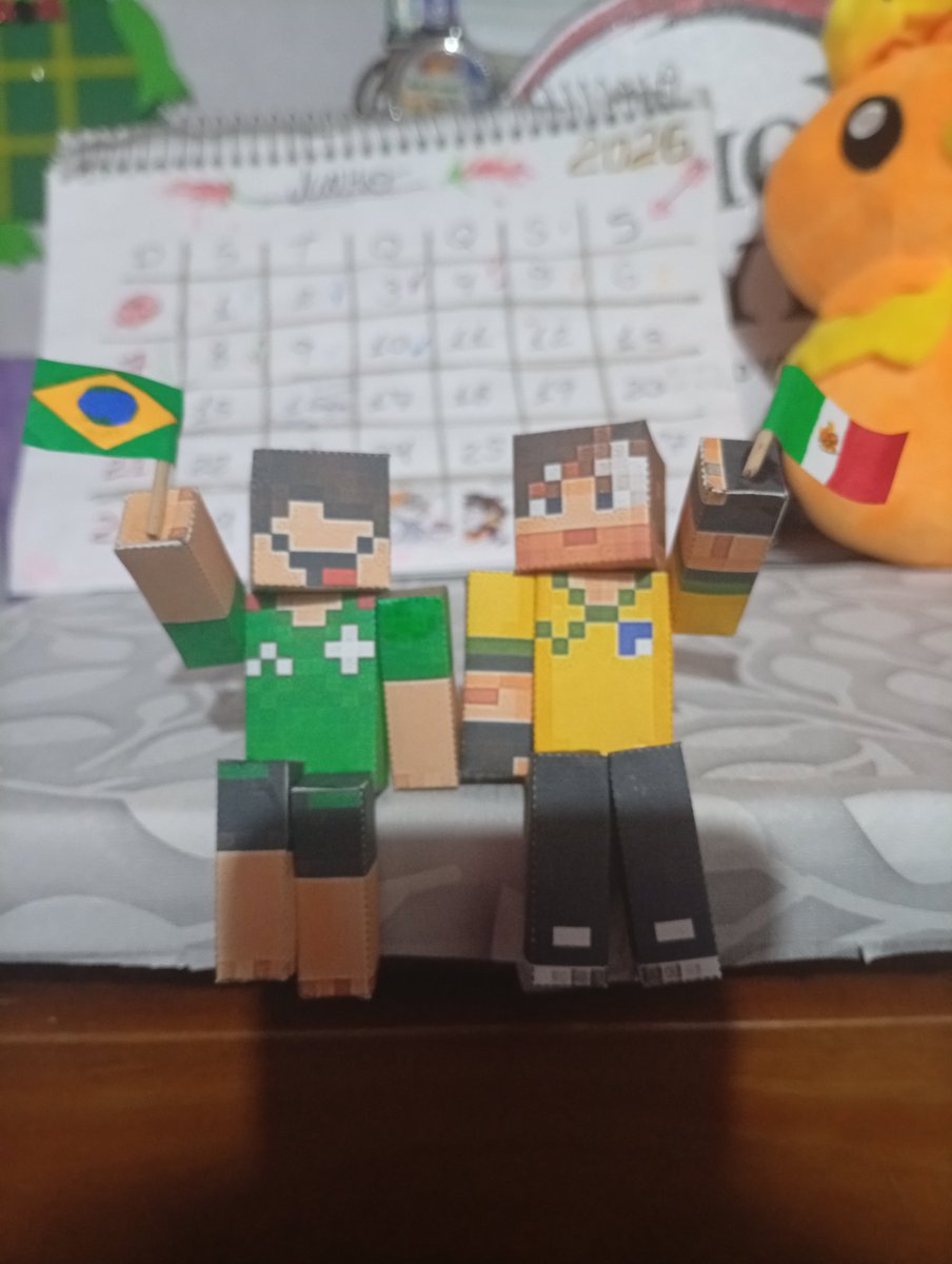 vega_das's tweet photo. Meus pais em ano de copa 🌷

#guapoduo https://t.co/PvyHNlOzCU