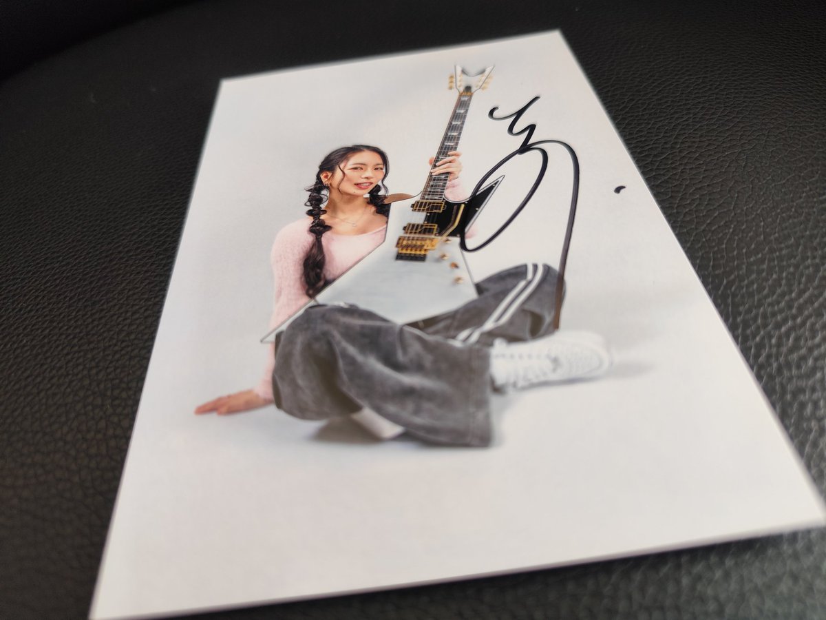 LOVEBITES MIYAKO CD2セット＋サイングッズ Miyako #LOVEBITES すでに皆さん沢山ポストしているのでネタバレには