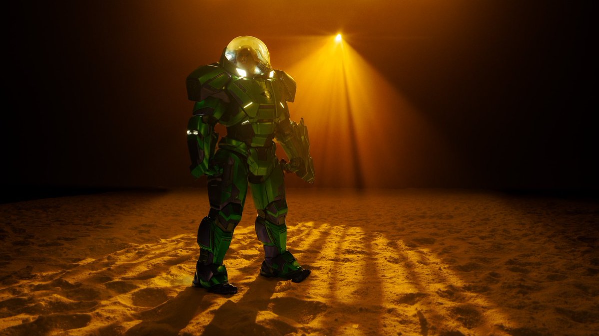 SnyderFan1792's tweet photo. "Lex Luthor in his power suit, omg! it looks just like the comics!"

yeah, the lime green buzz lightyear suit looks just like the shimmering blue armor with a long red cape... wait... no it doesn't

but you guys don't care, because you are focused on pushing your dumbass agendas https://t.co/sgNv2AncNS