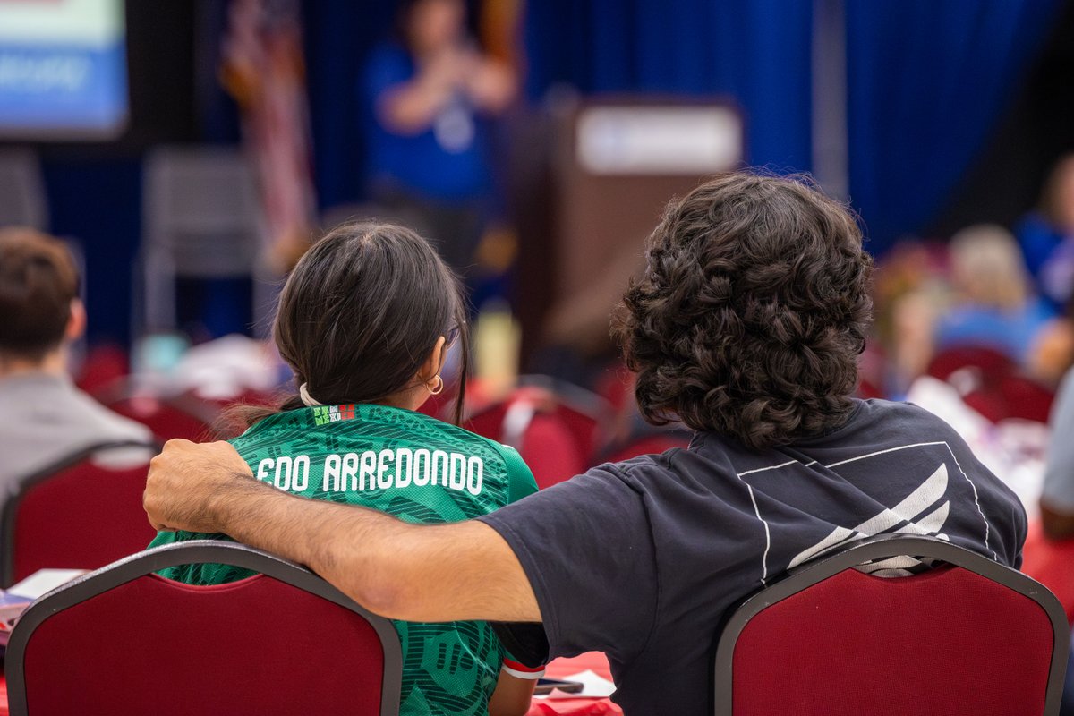 mesacc's tweet photo. The weekend is almost here, but first, it's #Thorsday! ⚡

Today also marks the kickoff of New Student Orientation as we welcome the newest members of the Mesa Community College family. Welcome Thunderbirds!

#MesaCC #MesaAZ #Thorsday #FeelTheThunder https://t.co/TnDqHdDJdi