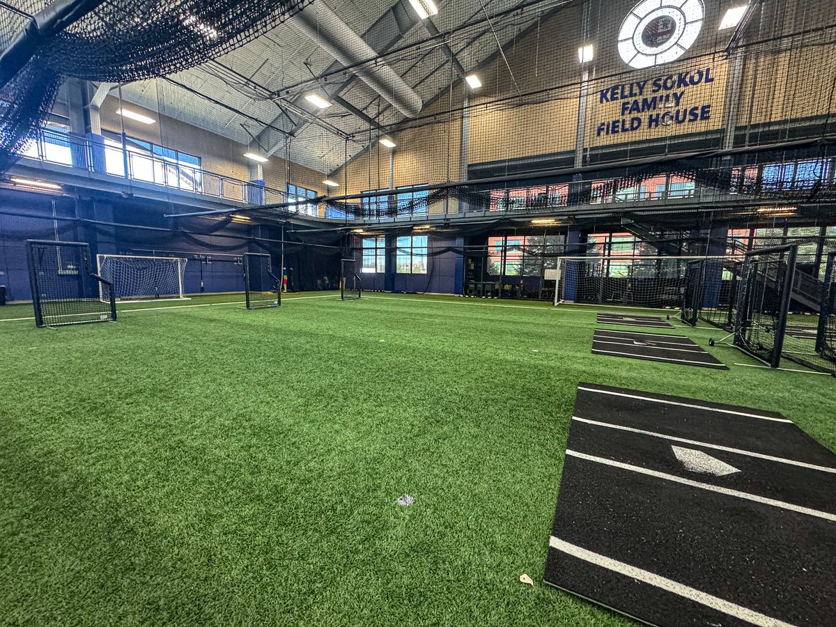 Micah_CBC's tweet photo. Got a tour of the facilities @CU_Baseball today.

It is really impressive what they built with their new on campus field for practices and weather issues.

A new indoor is being built, but for now the facility they have access to works really well for their program. https://t.co/3NBK0drtQv