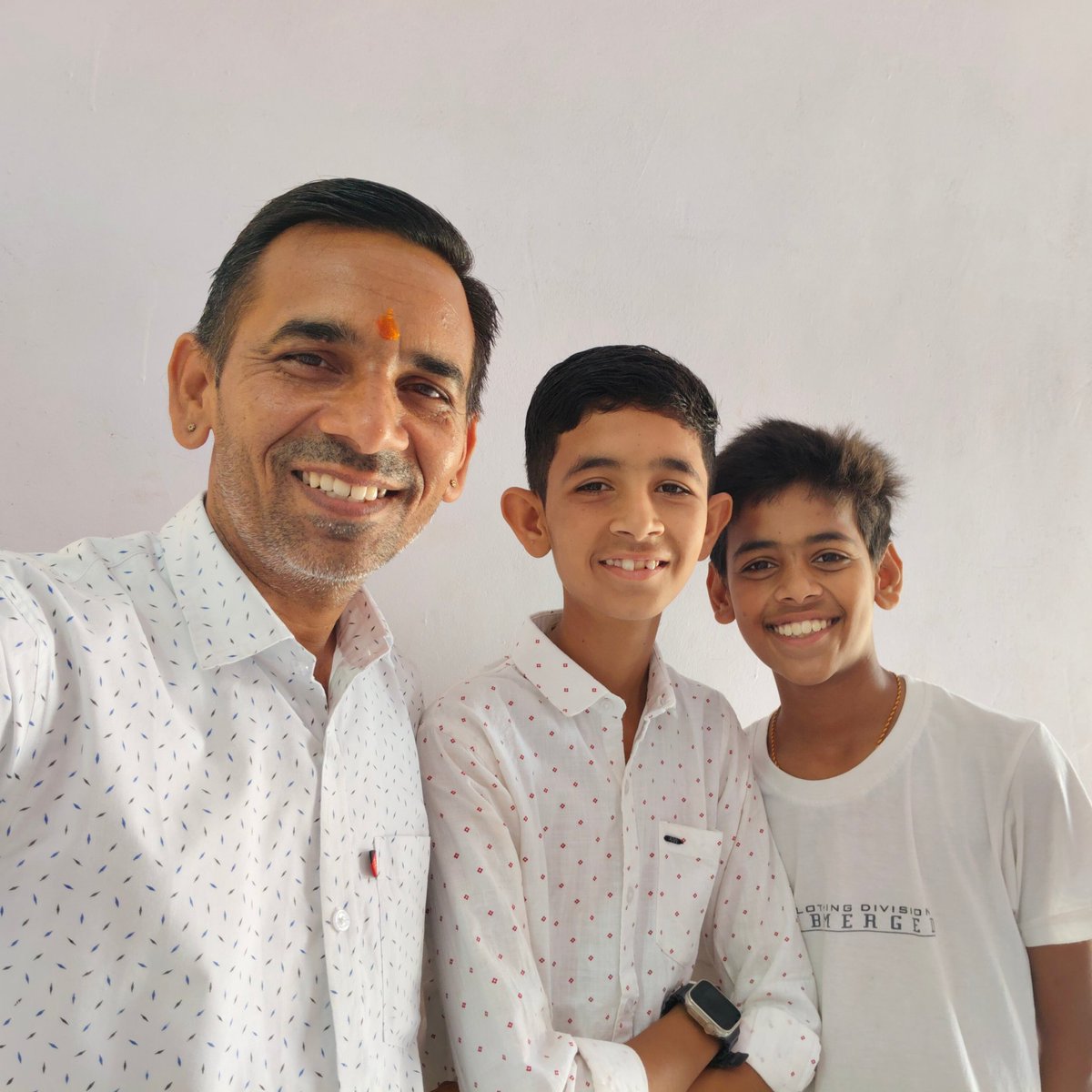 BLNosar's tweet photo. मेरी दुनिया का सबसे खूबसूरत हिस्सा! ❤️😍
मेरे लाडले इन दोनों की मुस्कान ही मेरी सबसे बड़ी ताकत और खुशी है। 

Happy Siwal 
Rakshit Siwal 

 #MyEverything #SonsLove #FamilyFirst" https://t.co/bMPCxFk7vg