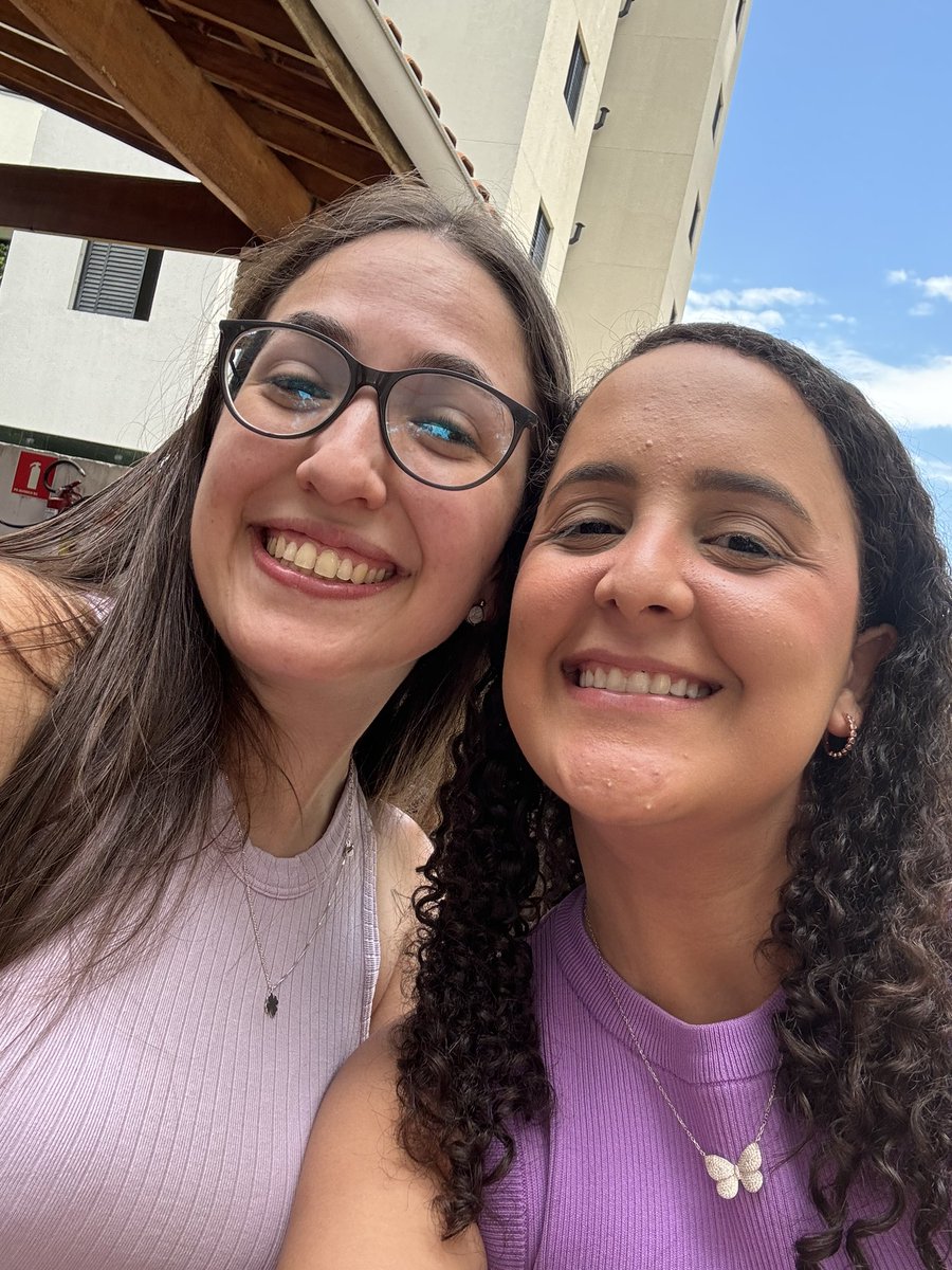 lovelogan_br's tweet photo. happy bdayyy @EruBTR ❤️
really wish you all the best!!! te amoo https://t.co/2Ms42EGDjf