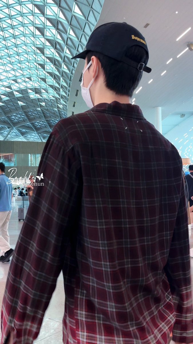 baekleee0506's tweet photo. 2026.6.12 ICN🛫

내일 만나자~
#EXO #엑소 #weareoneEXO 
#SEHUN #세훈 #吴世勋 #セフン
@weareoneEXO https://t.co/04gcvvtPjx