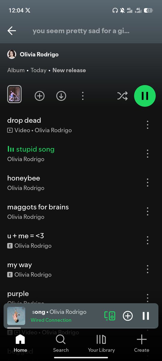 Funny_Lhand's tweet photo. Olivia Rodrigo, you seem pretty talented for a girl so young 😭 https://t.co/5kWYyHiDiu